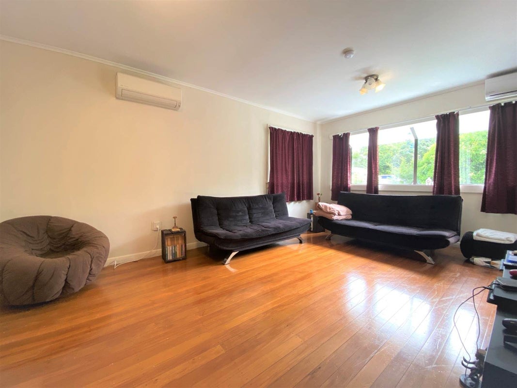 42 Parker Avenue, New Lynn, Auckland - Carousel 2