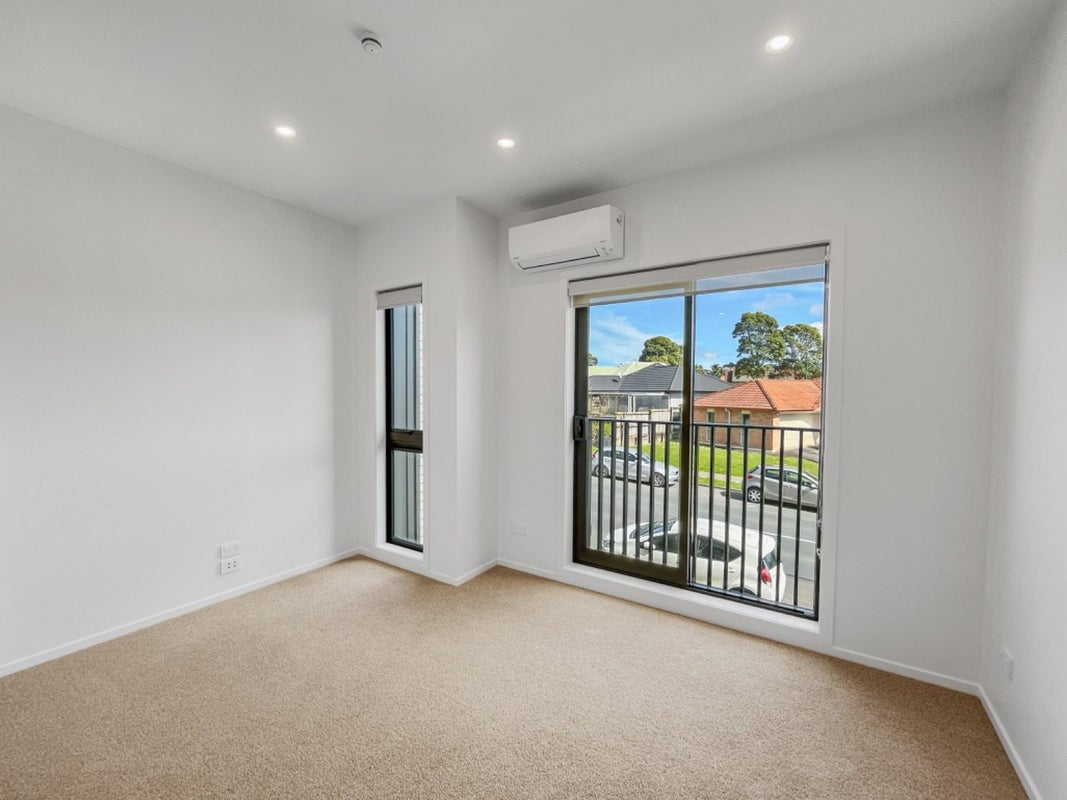 3/28 Westgate Drive, Westgate, Auckland - Carousel 2