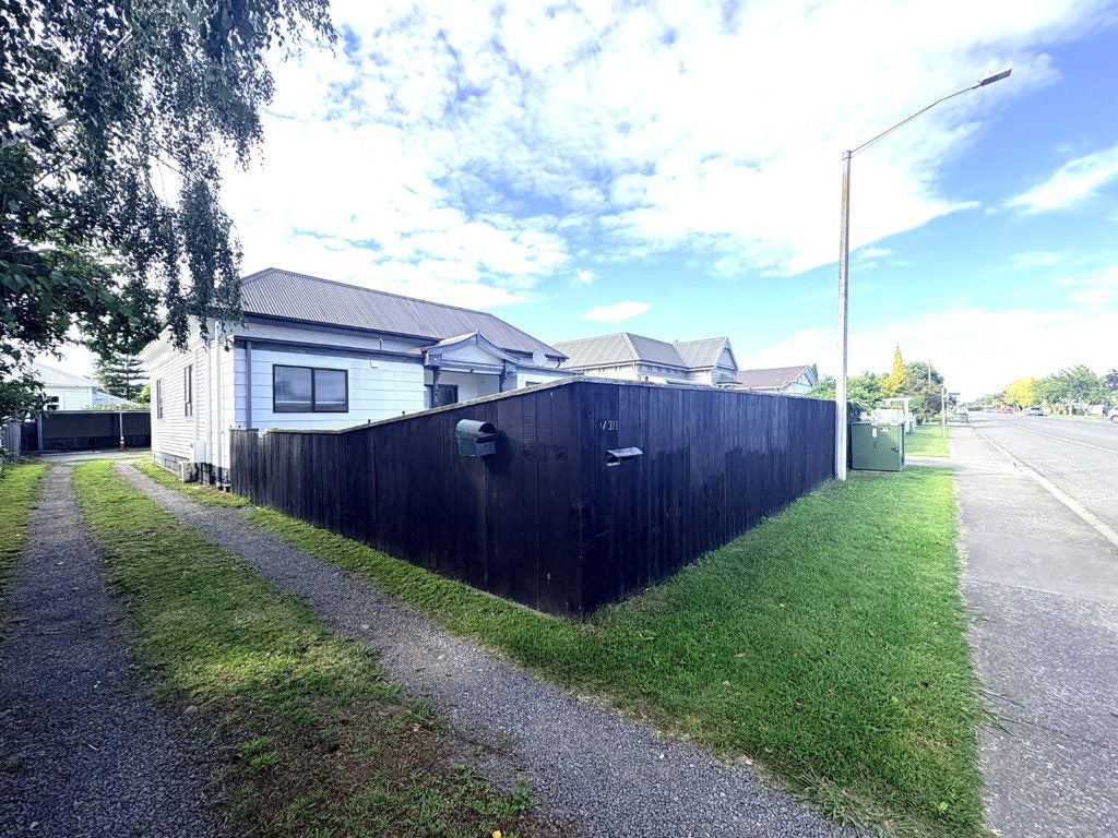 311 Grays Road, Saint Leonards, Hastings - Carousel 12