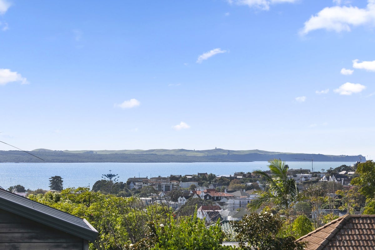 73B Kupe Street, Orakei, Auckland - Carousel 2