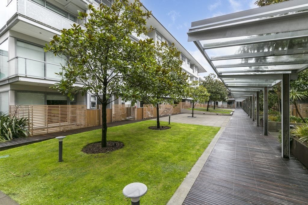 S101/28 Torrens Terrace, Mount Cook, Wellington - Carousel 1