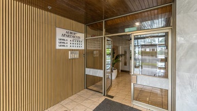 4F/15 Auburn Street, Takapuna, Auckland - Carousel 1
