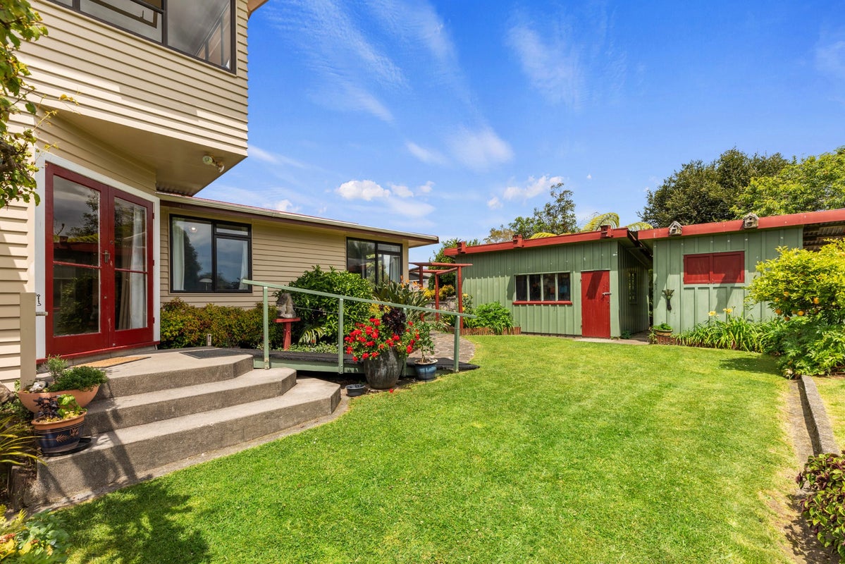 11 Tui Street, Te Puke, Te Puke - Carousel 2