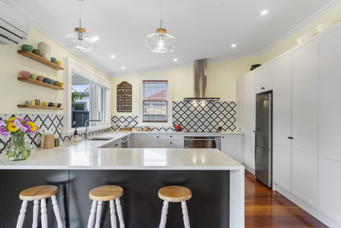 25 Miller Road, Mangere Bridge, Auckland - Carousel 2
