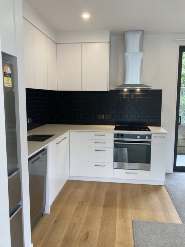 25 Rua Kai WAY, Brooklyn, Wellington - Carousel 1