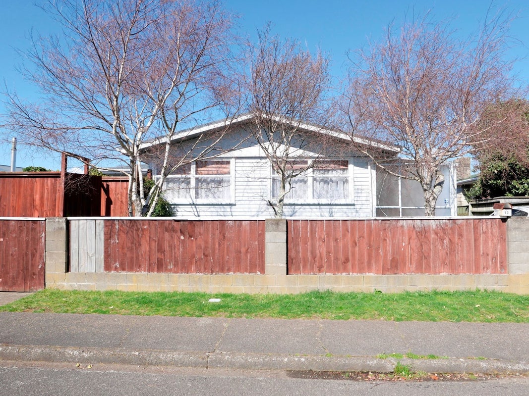 80 Michael Rd, Paraparaumu Beach, Kapiti Coast, Wellington - Carousel 1