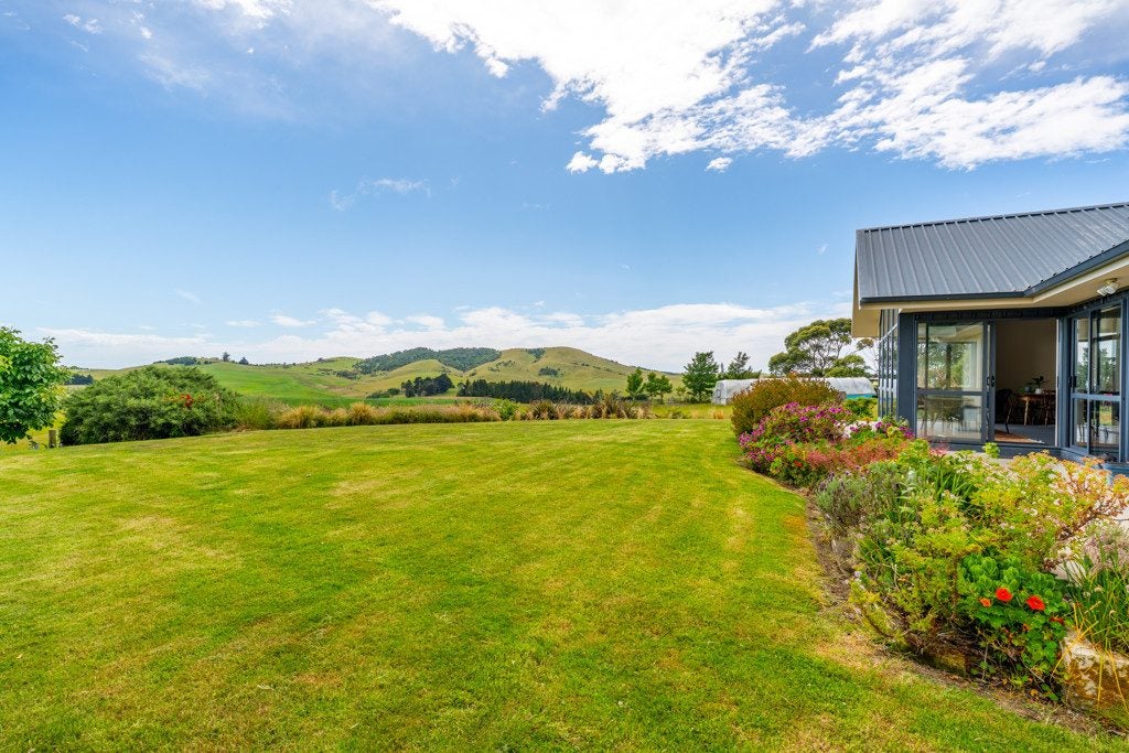 134 Kemp Road, Hillgrove, Moeraki - Carousel 2