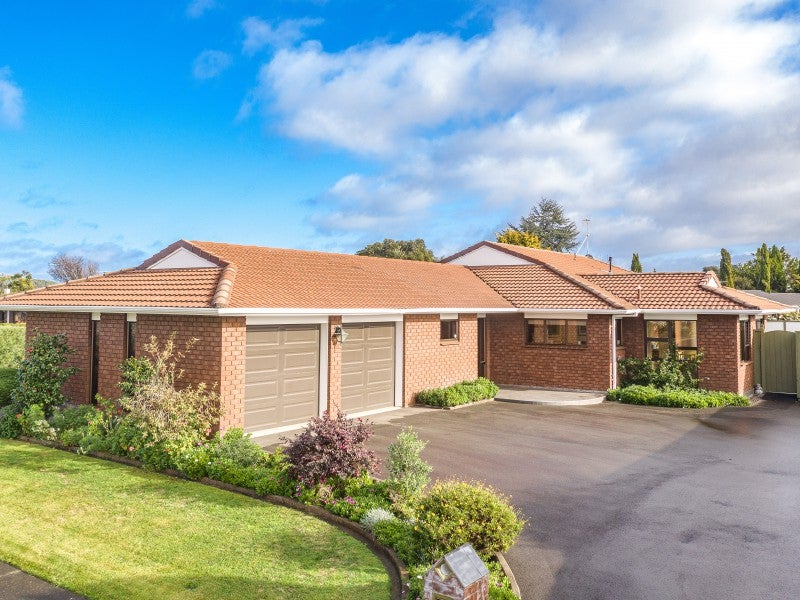 4 Warwick Place, Springvale, Whanganui - Carousel 1