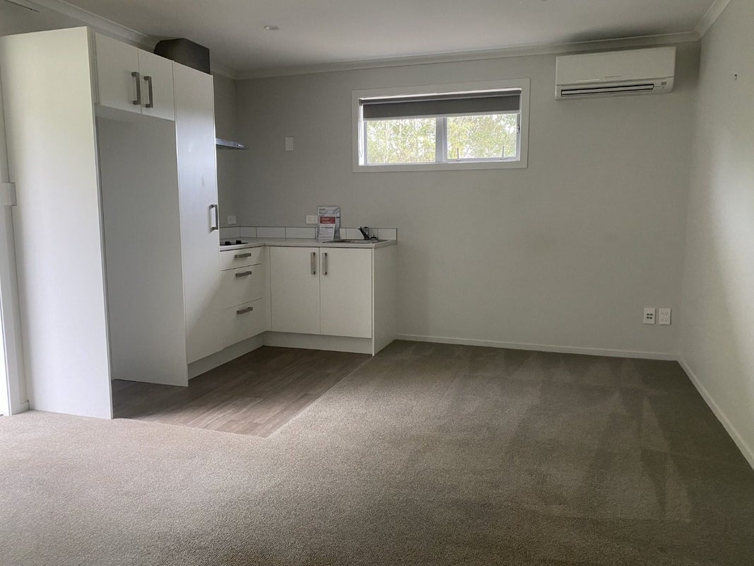 9 Hayden Way, Welcome Bay, Tauranga - Carousel 2