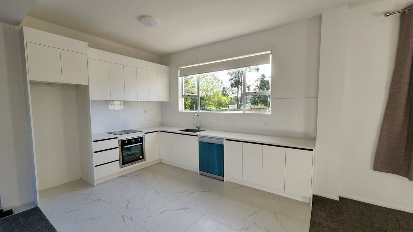 59B Stamford Park Road, Mount Roskill, Auckland - Carousel 2