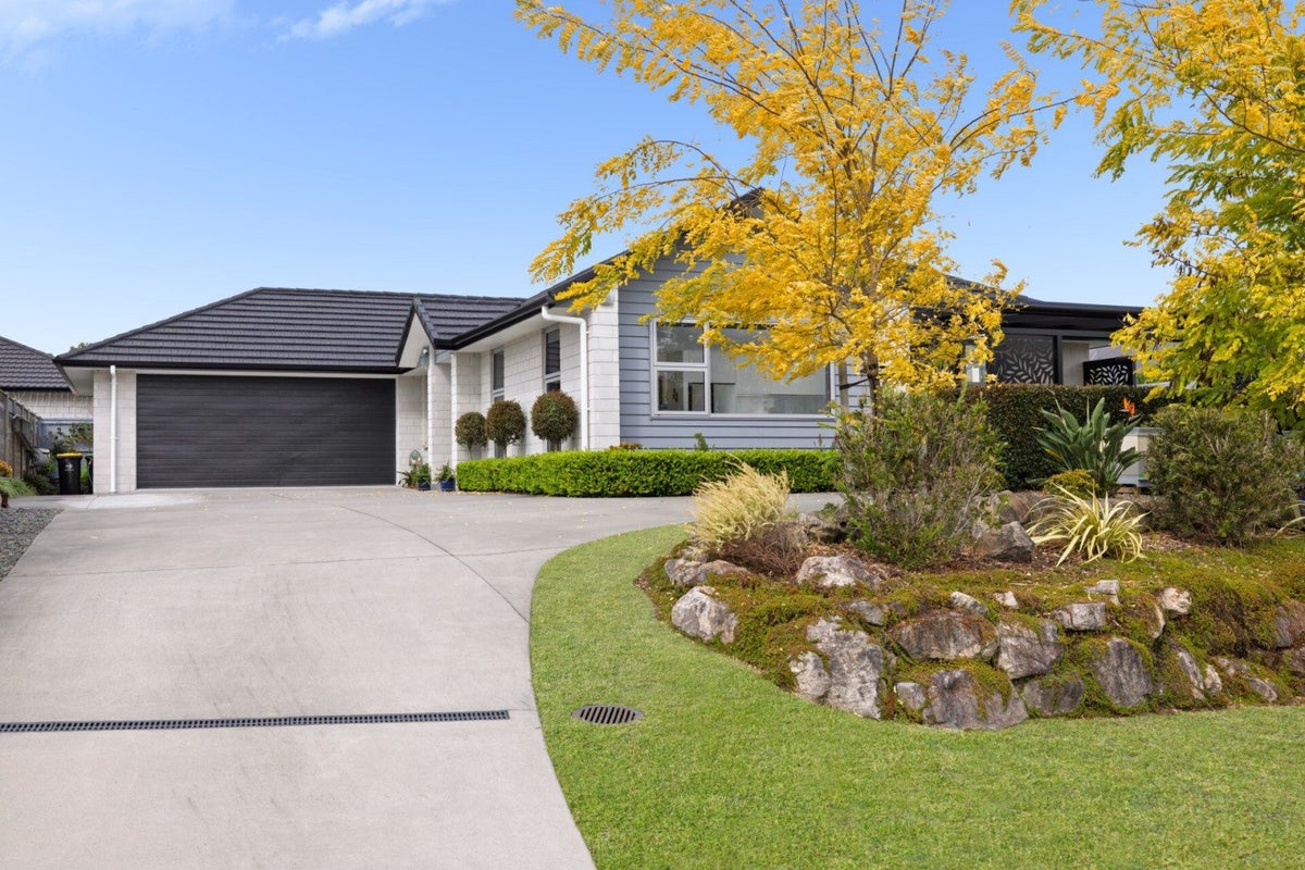 11 Hass Drive, Ohauiti, Tauranga - Carousel 2