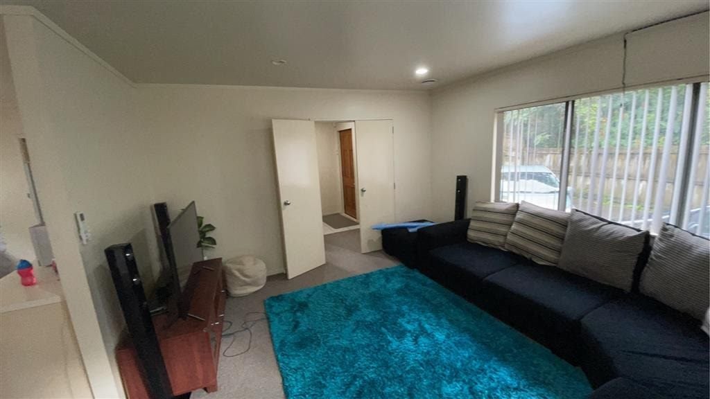 9J View Road, Glenfield, Auckland - Carousel 2