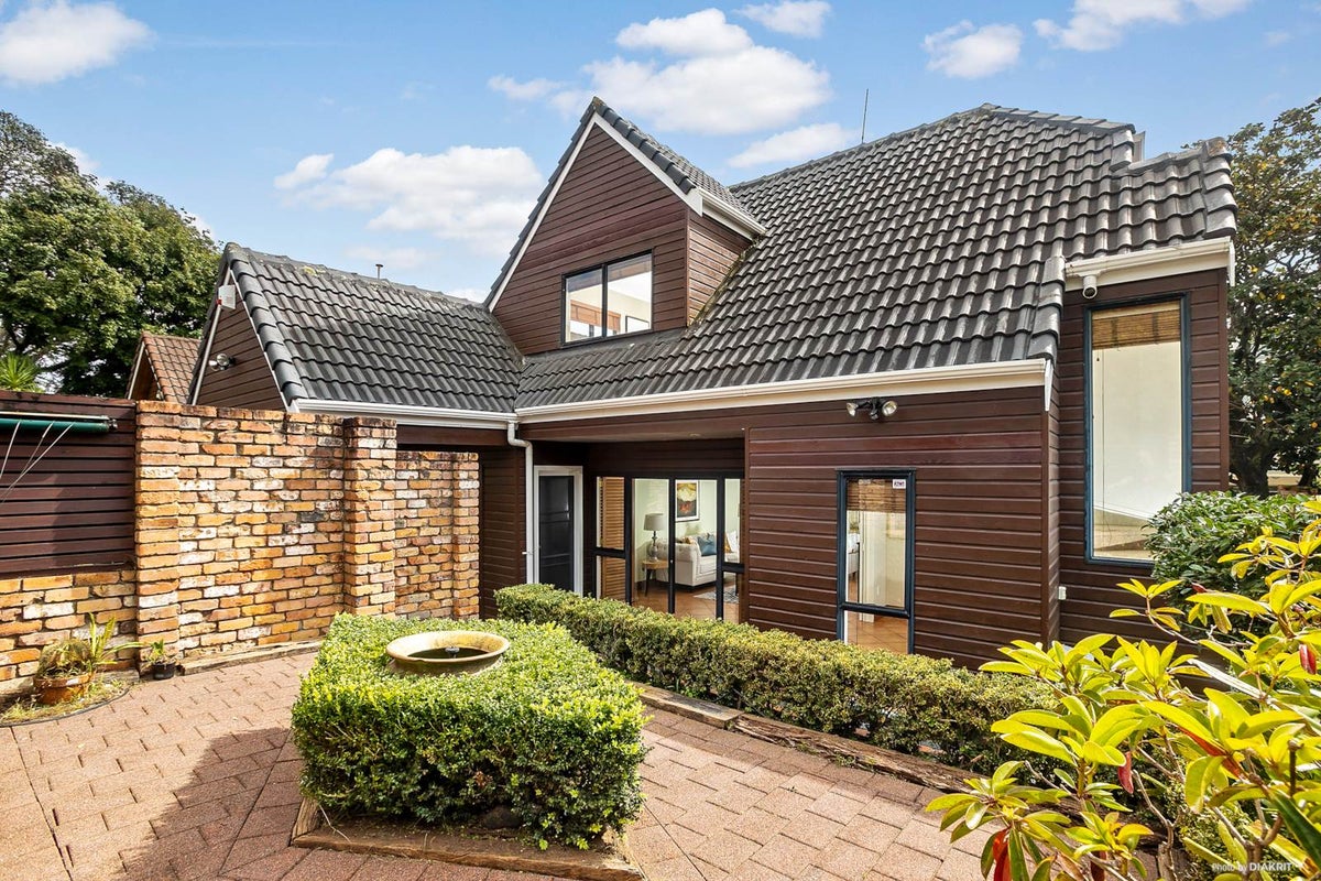 65A Wheturangi Road, Greenlane, Auckland - Carousel 1