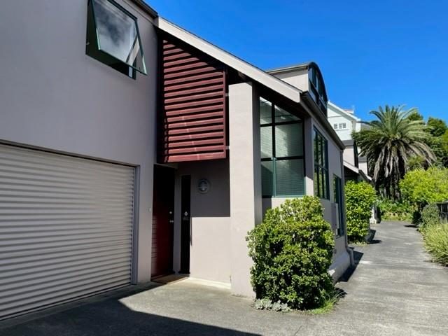 2/28 Patteson Avenue, Mission Bay, Auckland - Carousel 1