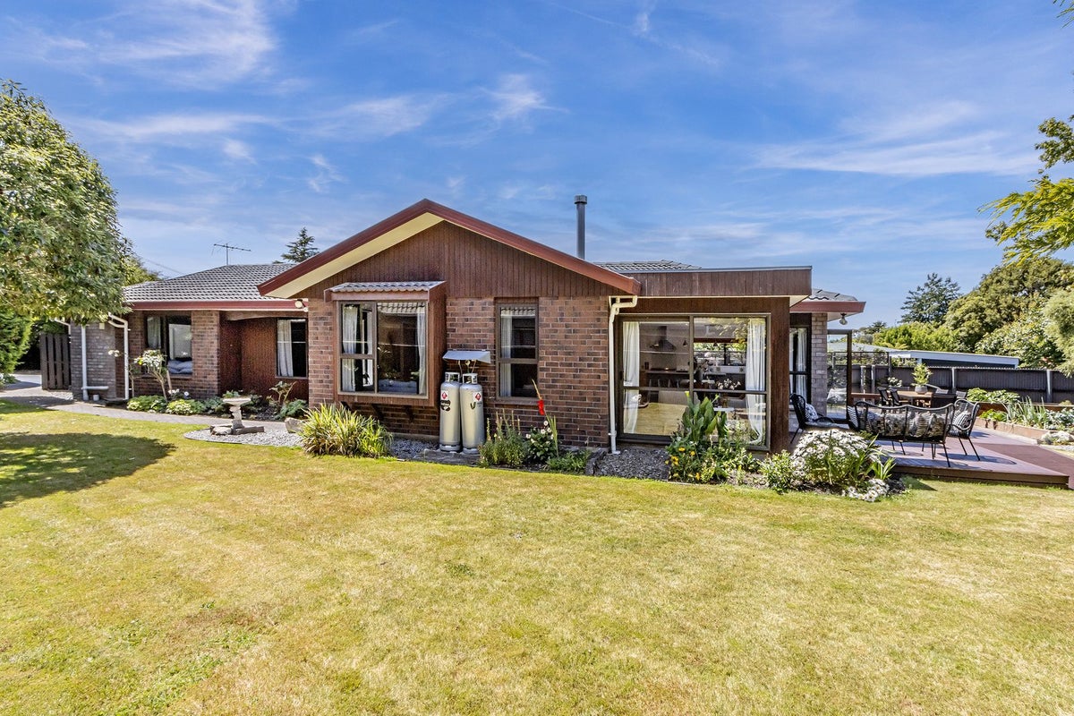 413 Avonhead Road, Avonhead, Christchurch - Carousel 14