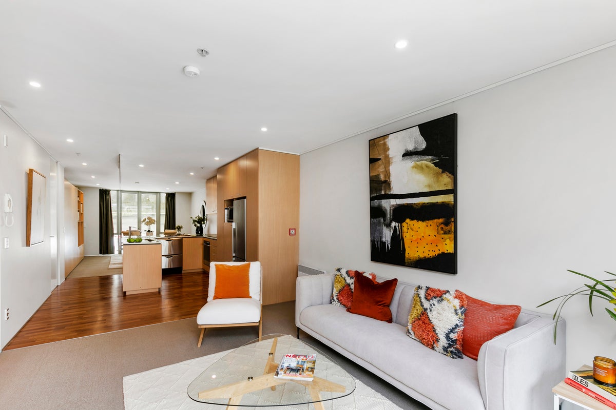 A03/10 Ebor Street, Te Aro, Wellington - Carousel 2