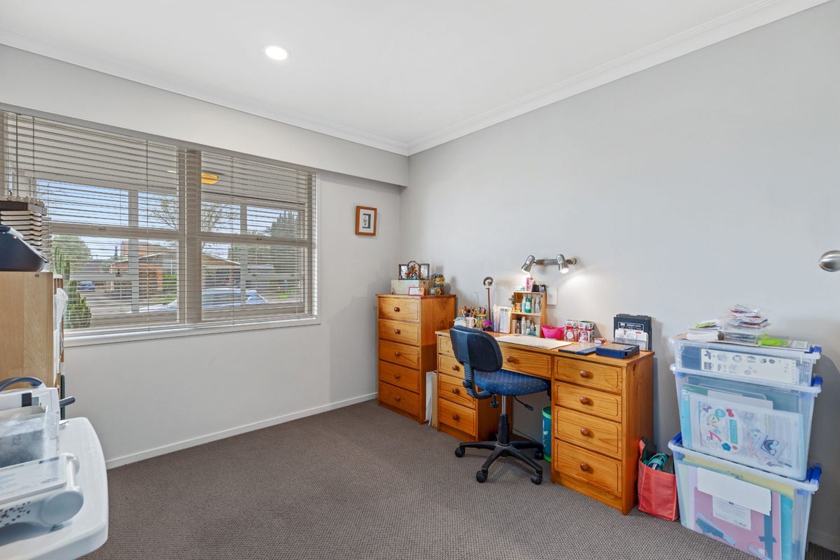 2 Longwood Lane, Otumoetai, Tauranga - Carousel 15