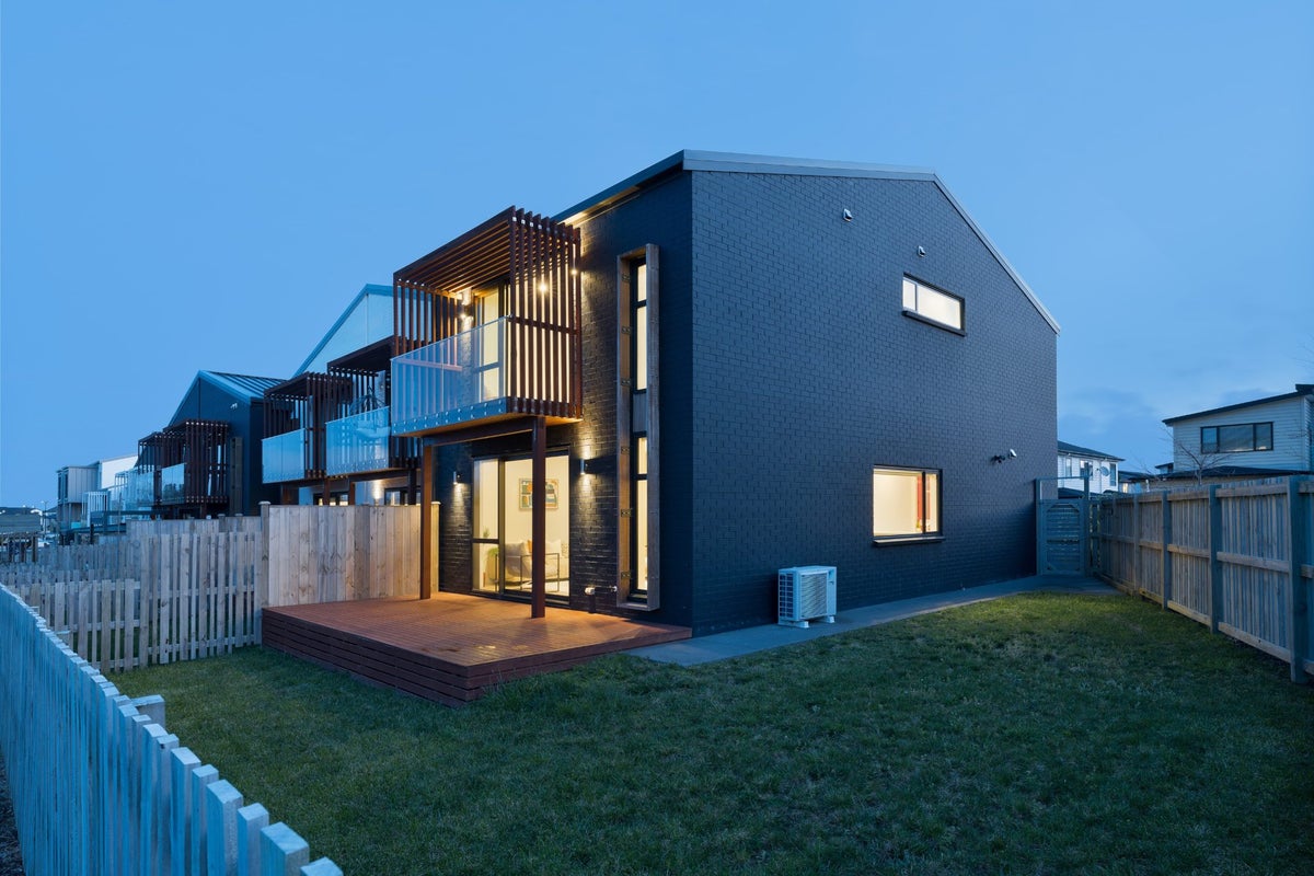 22 Willowherb Lane, Hobsonville, Auckland - Carousel 1
