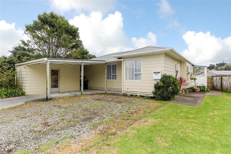 126 Omata Road, Marfell, New Plymouth - Carousel 16