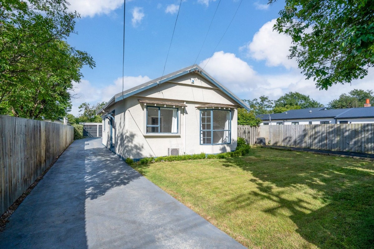 25 Kensington Avenue, Mairehau, Christchurch - Carousel 1