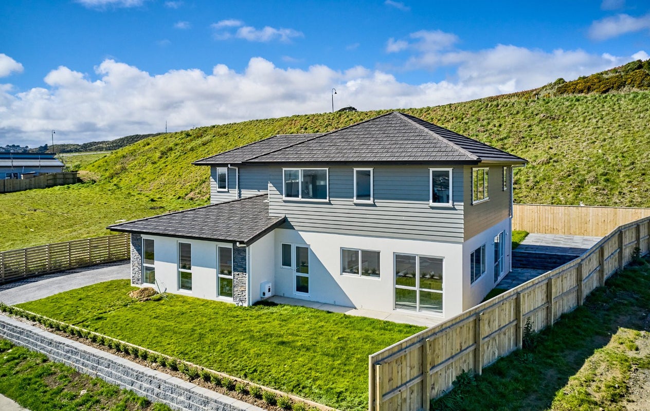 113 Queen Charlotte Drive, Aotea, Porirua - Carousel 16