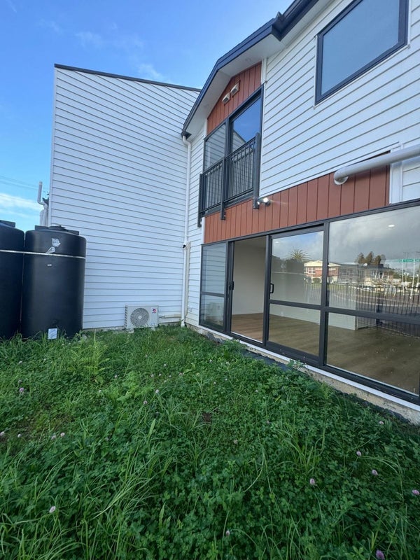 1A Hollinbrigg Place, Manurewa, Auckland - Carousel 2