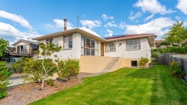22 Benmore Street, Glenwood, Timaru - Carousel 1