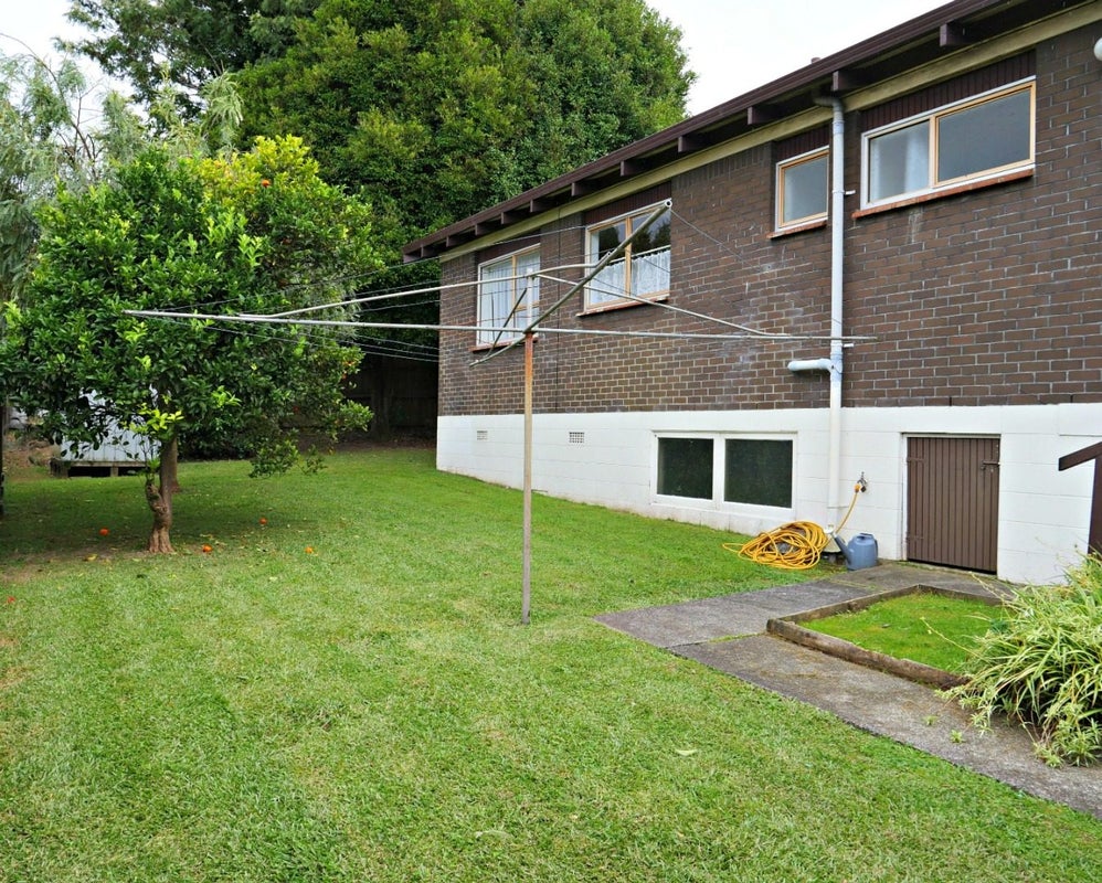 2/10 Pamela Place, New Lynn, Auckland - Carousel 8