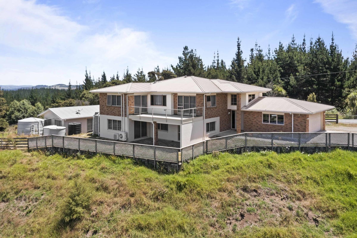 586 Blackbridge Road, Albany - Carousel 1