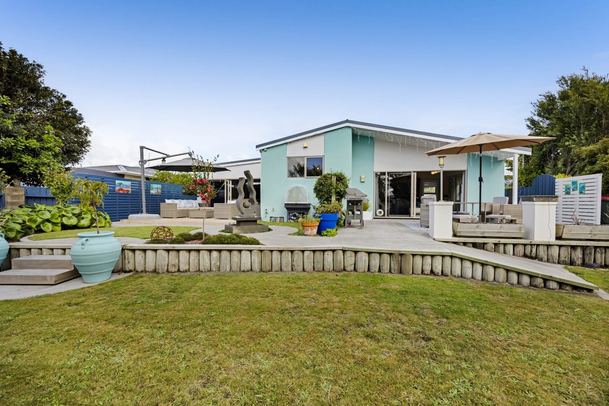 14 Culzean Grove, Bell Block, New Plymouth - Carousel 1