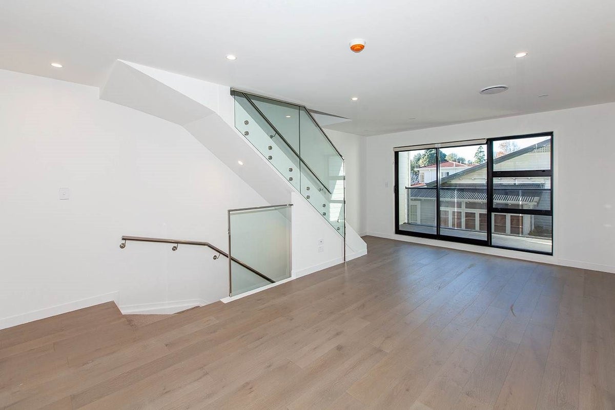 3/21 Acorn Street, Royal Oak, Auckland - Carousel 2