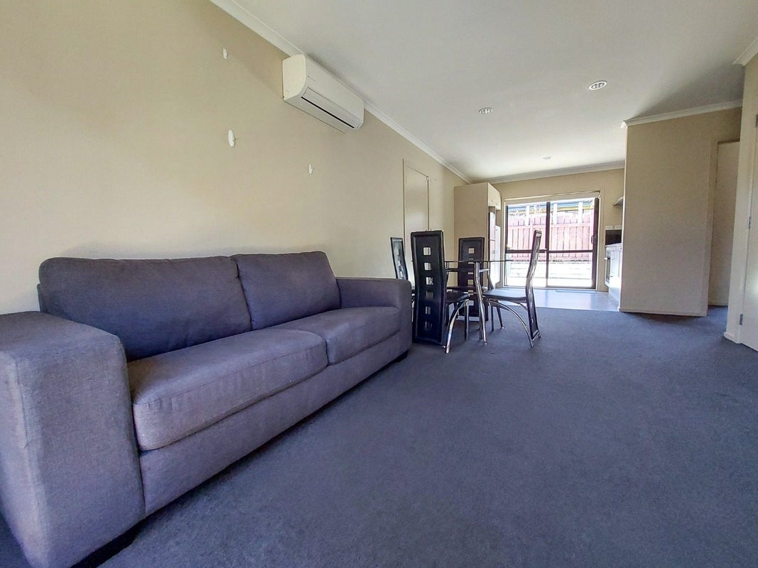 1/50 Lorne Street, Melville, Hamilton - Carousel 2