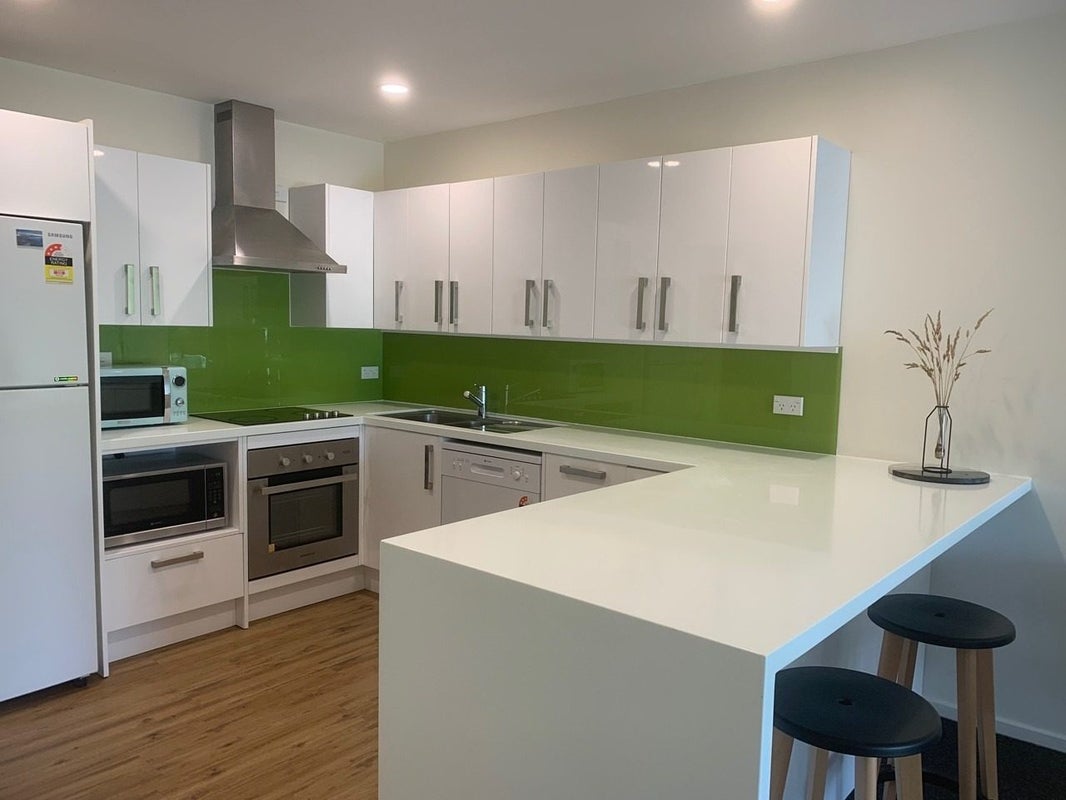 25/43 GOLDRIDGE WAY, FRANKTON RD, QUEENSTOWN - Carousel 2