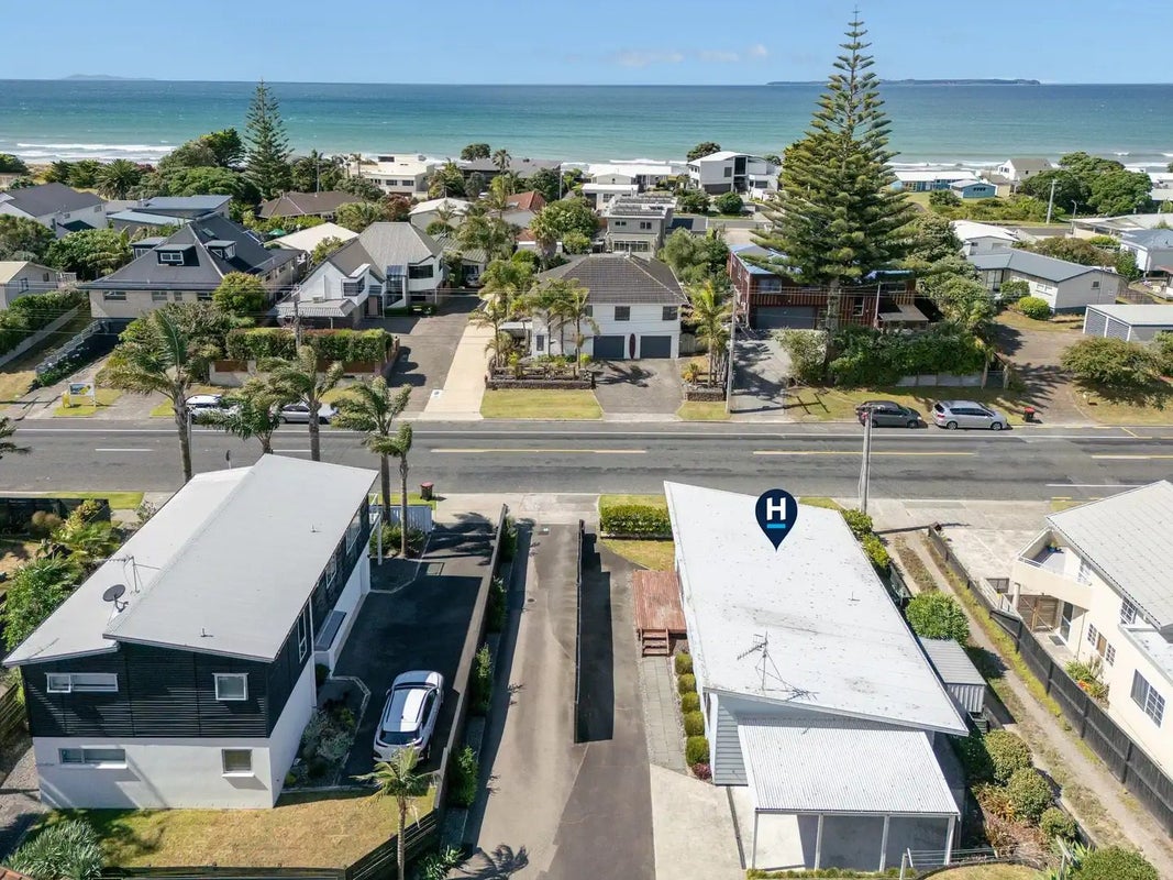 1046A Papamoa Beach Road, Papamoa Beach, Papamoa - Carousel 2