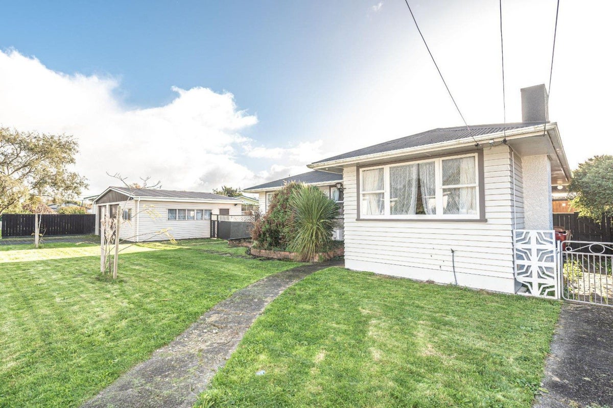 1 Hodge Place, Aramoho, Whanganui - Carousel 2