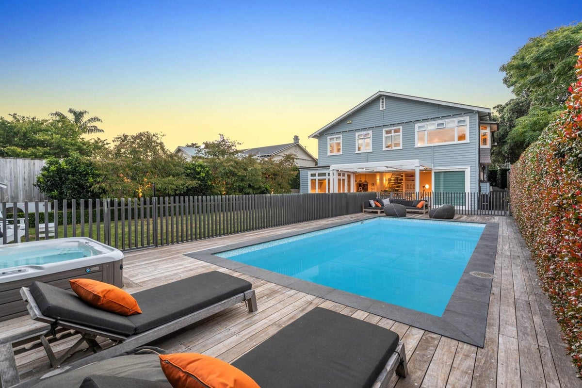 22 St Andrews Road, Epsom, Auckland - Carousel 1