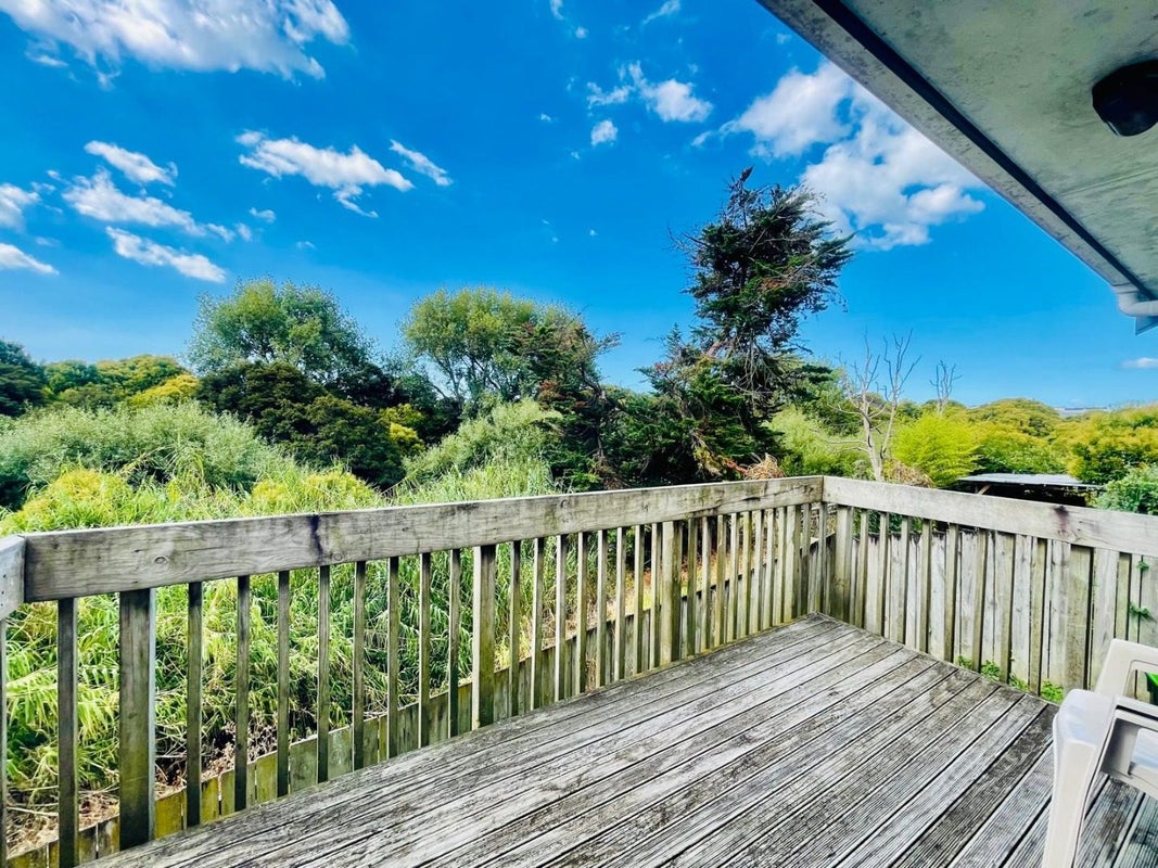 27 Antrim Crescent, Otara, Auckland - Carousel 2