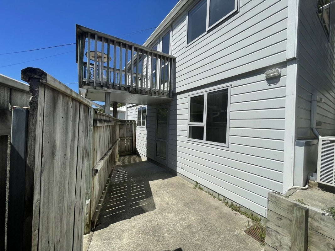 149A Glenmore Street, Kelburn, Wellington - Carousel 17