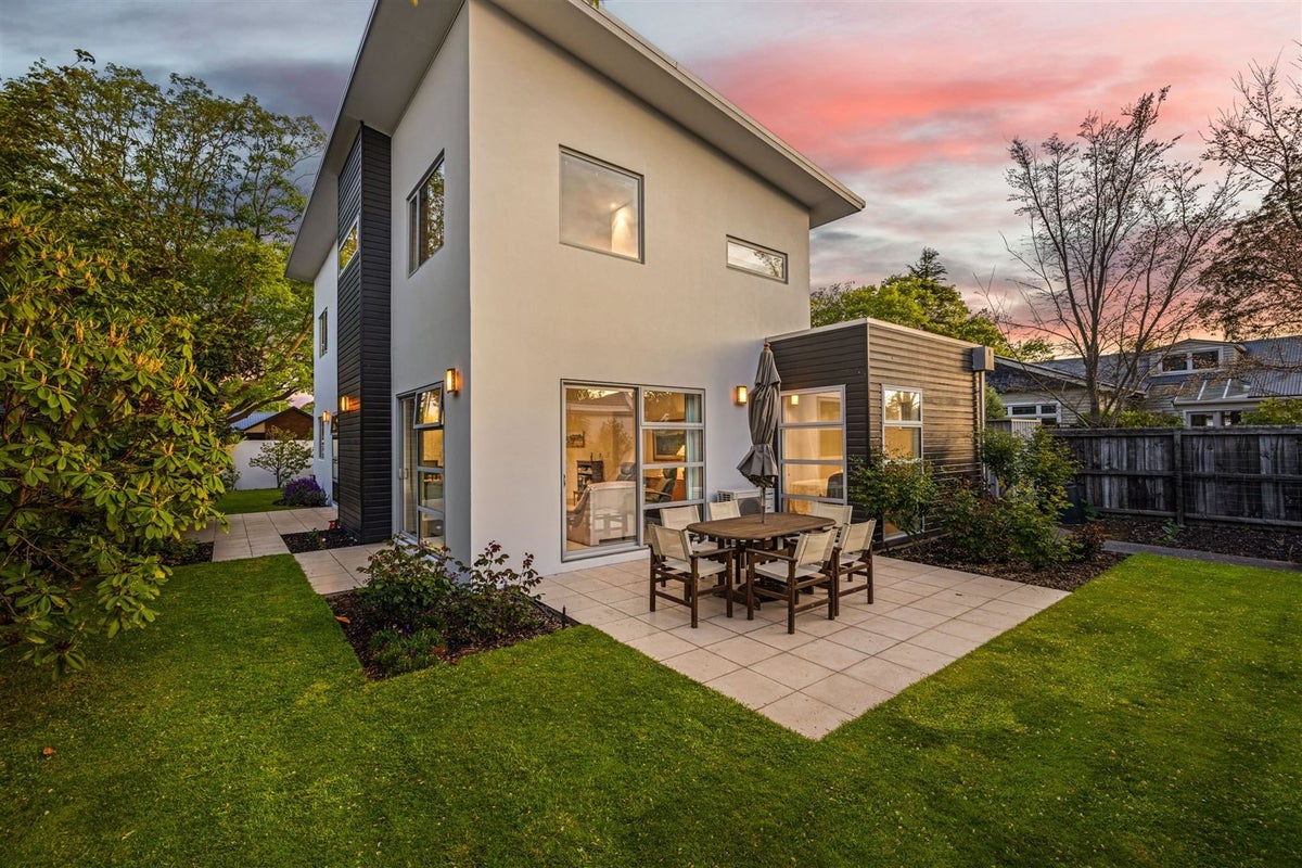 105 St James Avenue, Papanui, Christchurch - Carousel 1