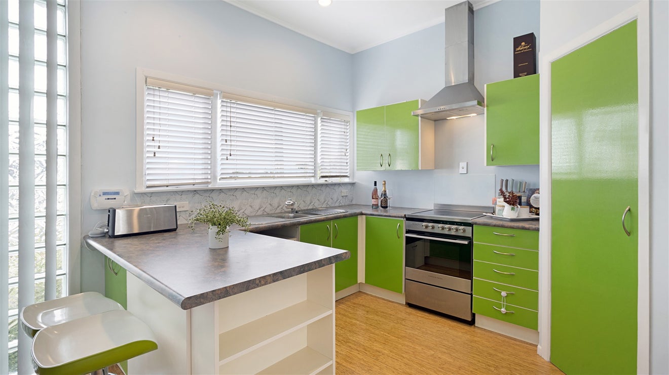 2A Hertford Street, Blockhouse Bay, Auckland - Carousel 2