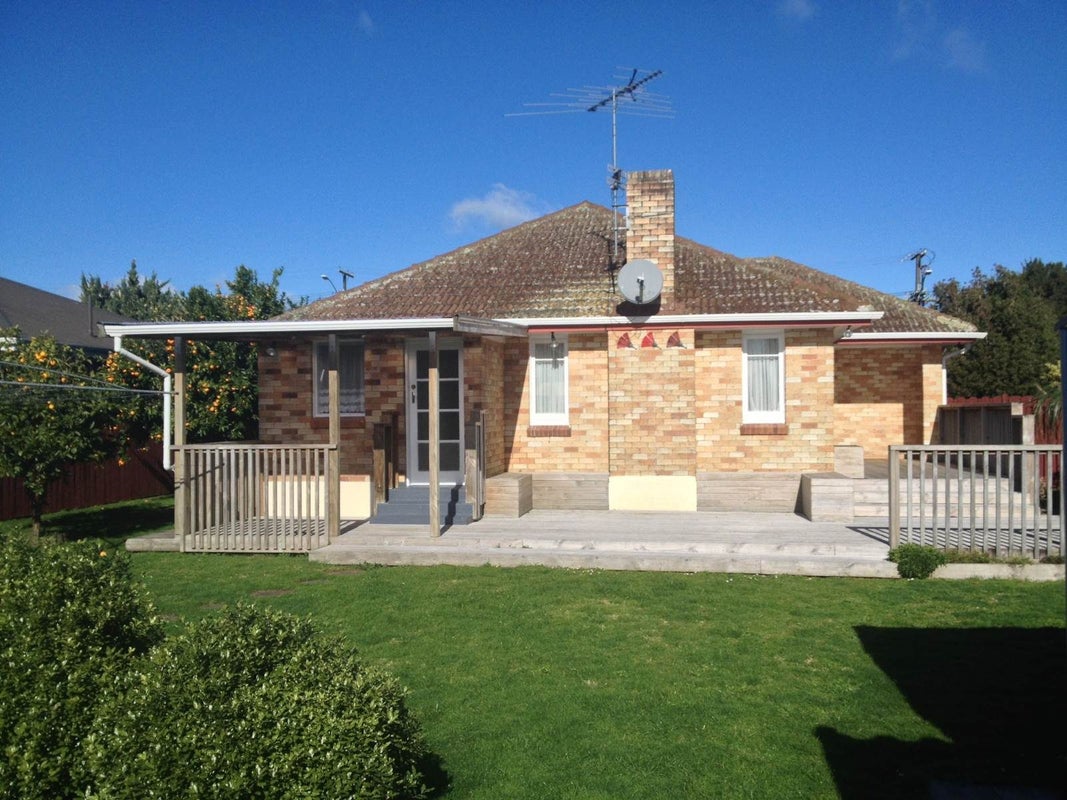 4 Station Road, Takanini, Auckland - Carousel 2