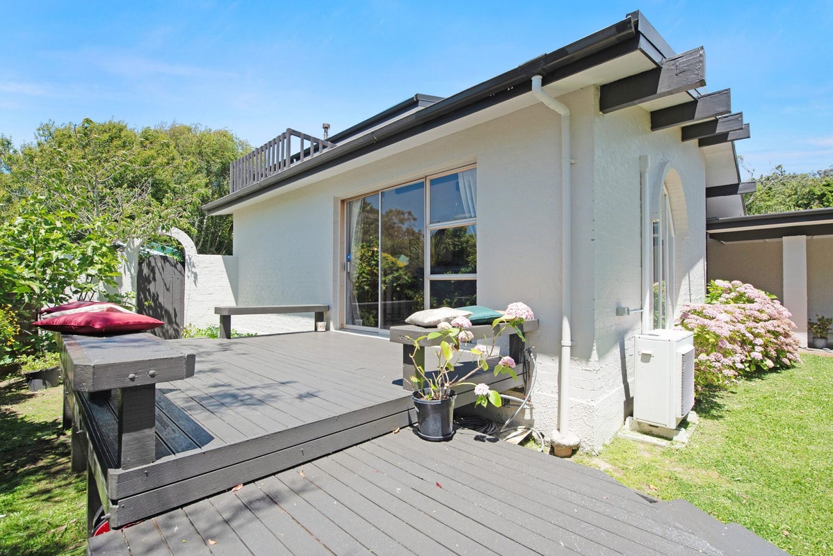 35 Halswater Drive, Churton Park, Wellington - Carousel 2