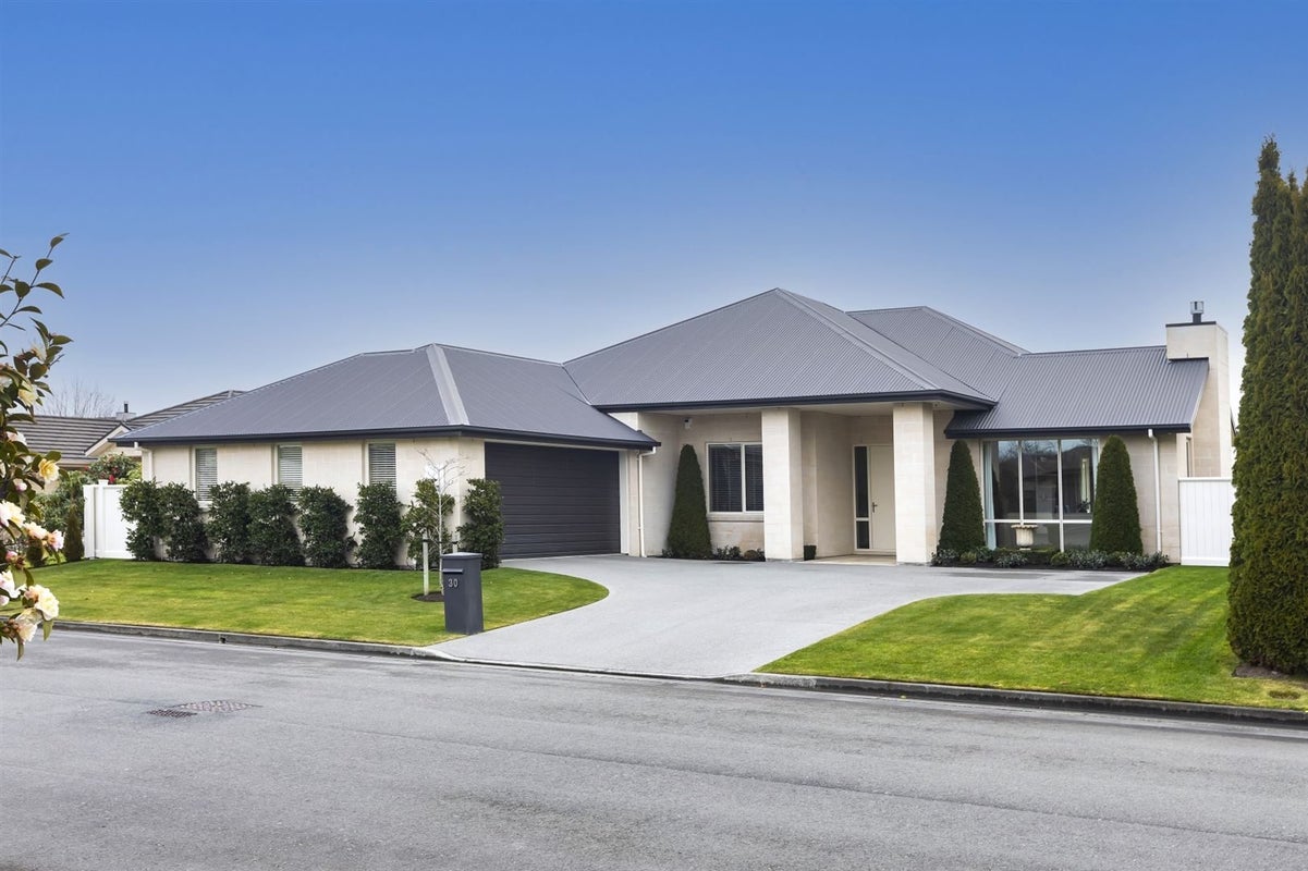 30 Applefield Court, Northwood, Christchurch - Carousel 1