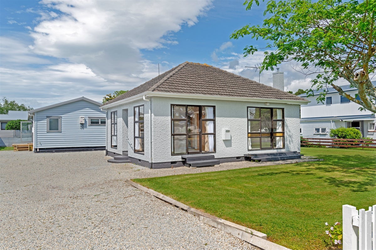 6 Judd Street, Te Hapara, Gisborne - Carousel 1