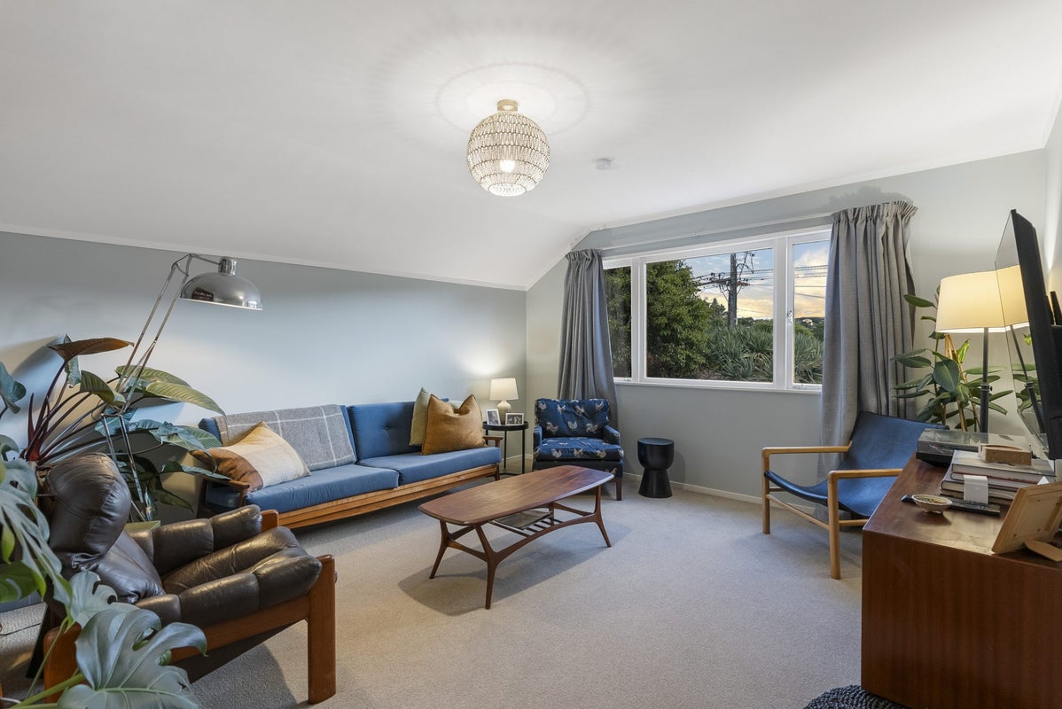2/39 Hillcrest Ave, Hillcrest, North Shore City - Carousel 2