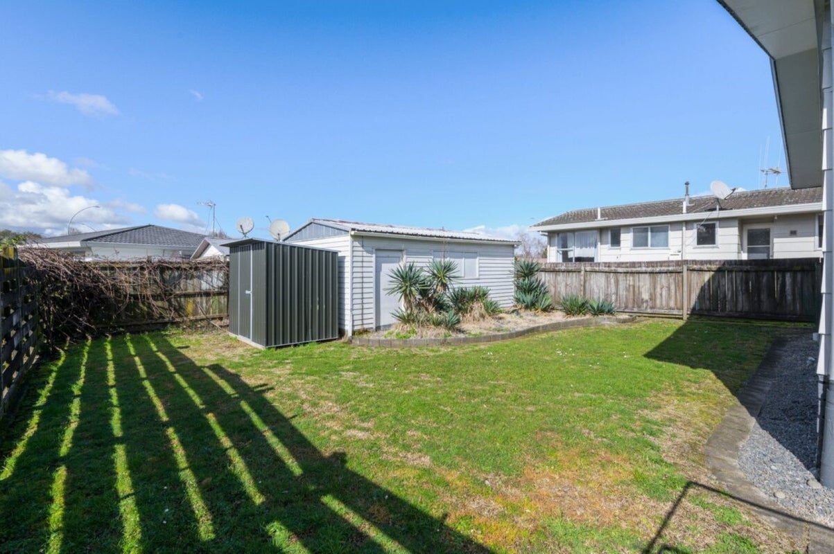 416B Kahikatea Drive, Dinsdale, Hamilton - Carousel 2