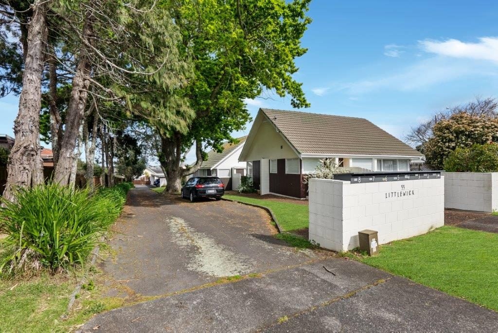 4/55 Cook ST, Howick, Auckland - Carousel 2