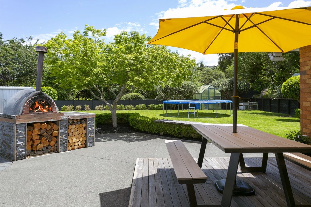 17 Kahurangi Drive, Rangatira Park, Taupo - Carousel 2