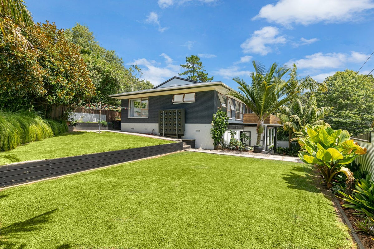 50 O'Neills Road, Swanson, Auckland - Carousel 2