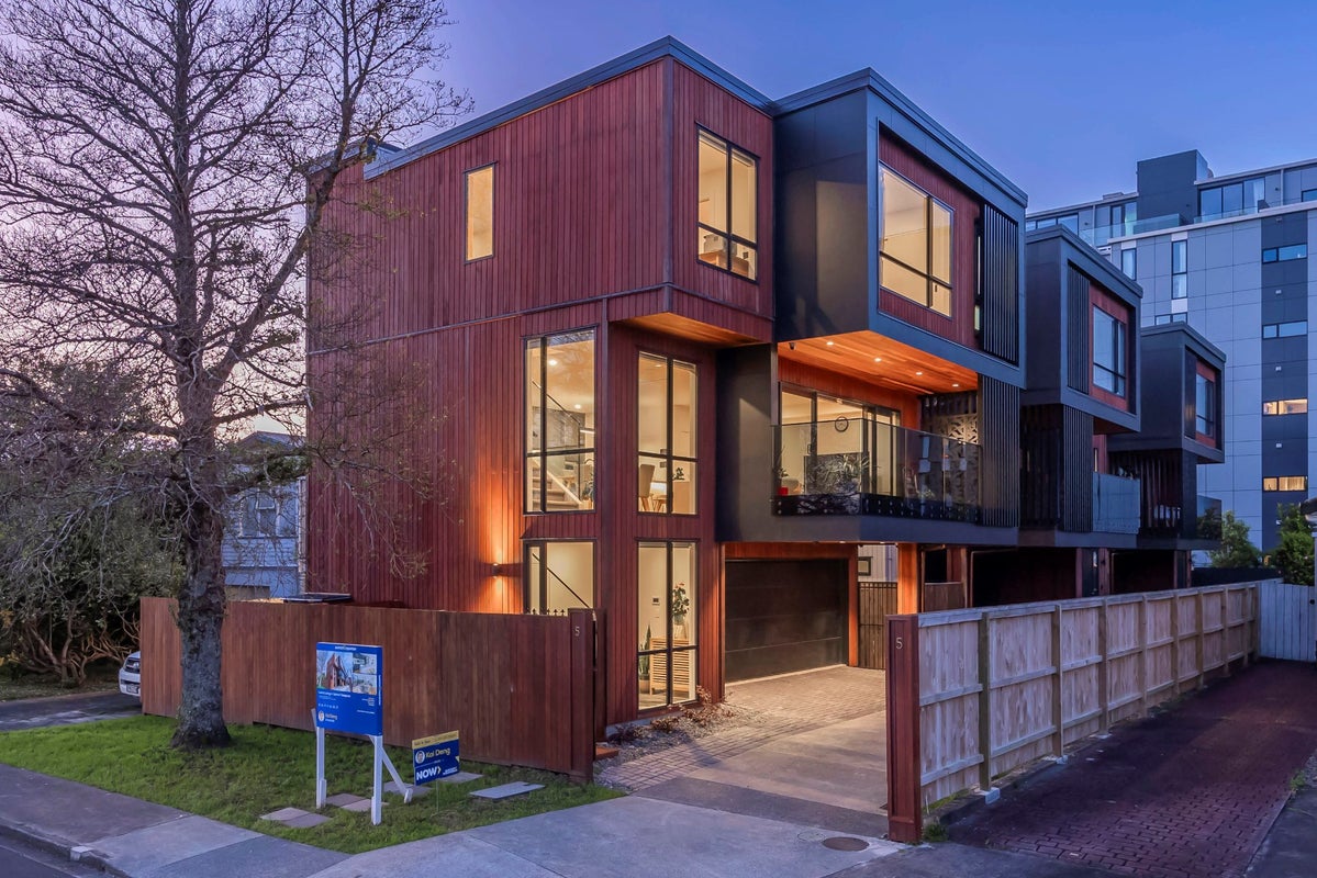 5A Lomond Street, Takapuna, Auckland - Carousel 1